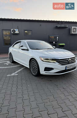 Седан Volkswagen Passat 2020 в Одессе