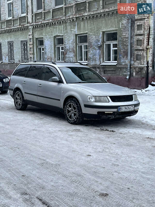 Универсал Volkswagen Passat 2000 в Кременчуге