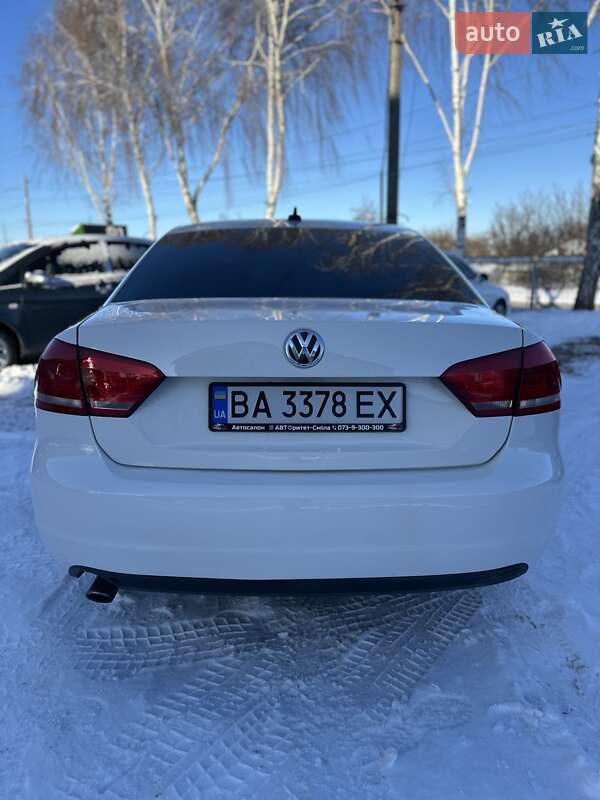 Седан Volkswagen Passat 2012 в Смілі