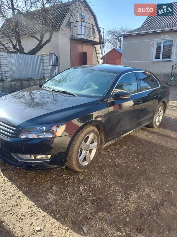 Седан Volkswagen Passat 2015 в Тернополе