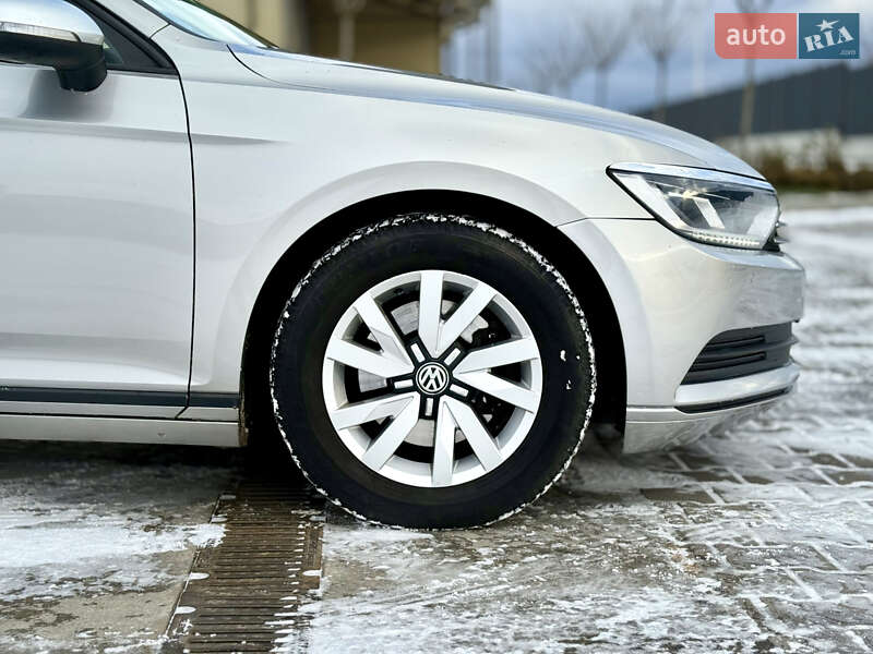 Универсал Volkswagen Passat 2016 в Луцке