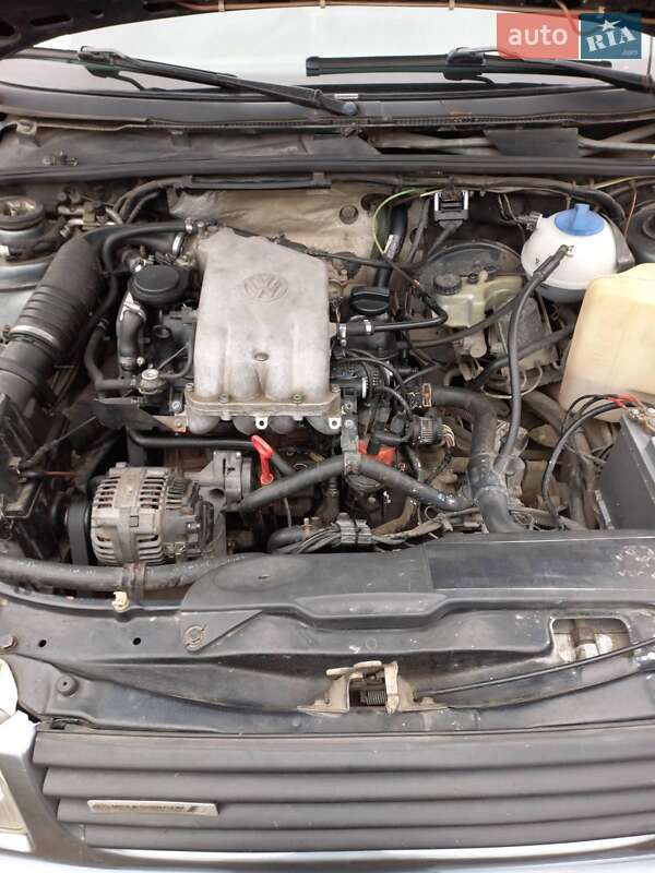 Універсал Volkswagen Passat 1995 в Мукачевому