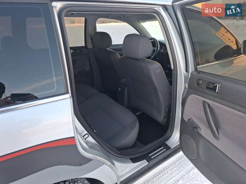 Універсал Volkswagen Passat 2004 в Черкасах фото 18 Універсал Volkswagen Passat 2004 в Черкасах
