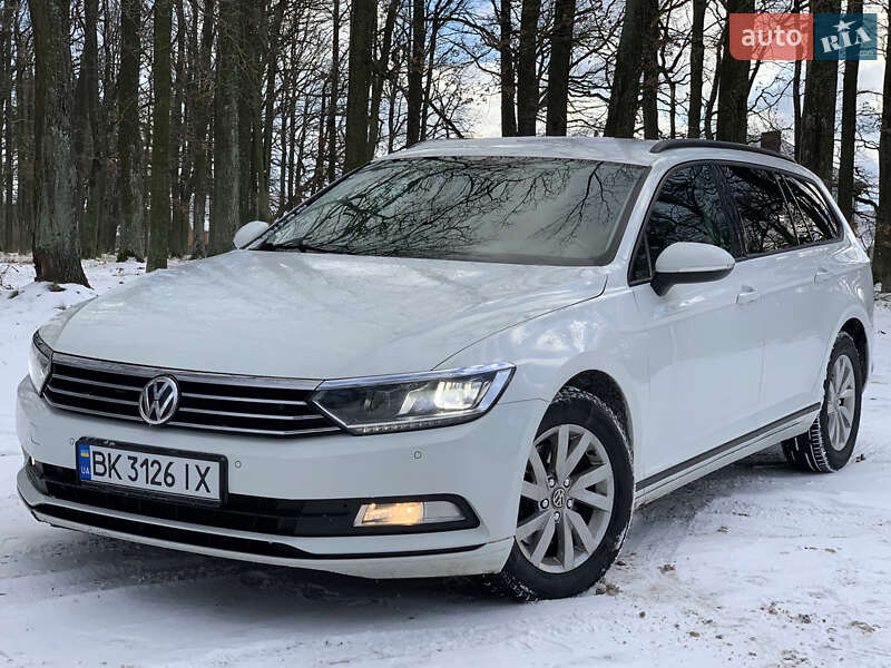 Универсал Volkswagen Passat 2018 в Киверцах