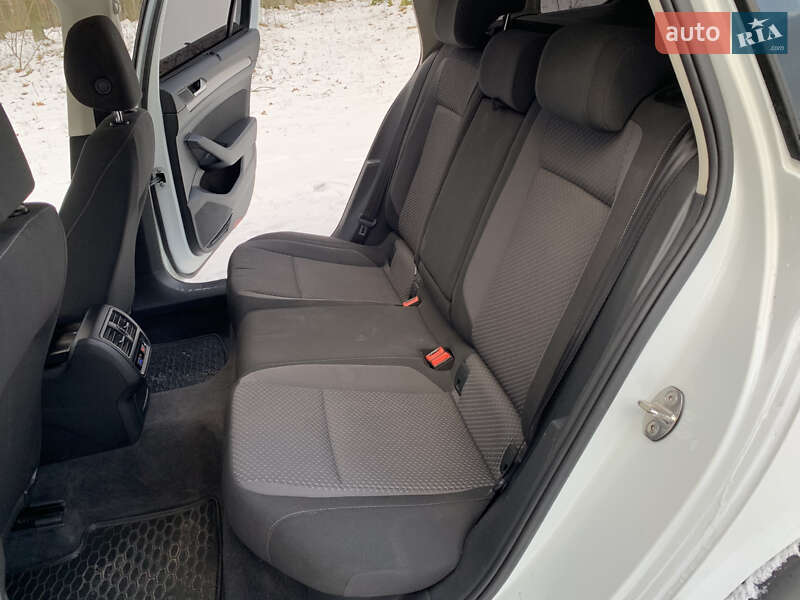 Универсал Volkswagen Passat 2018 в Киверцах