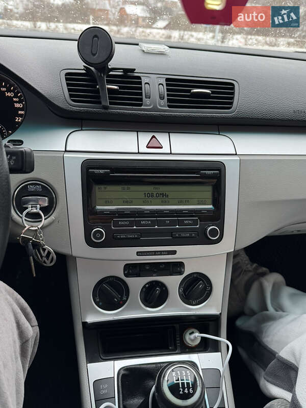 Седан Volkswagen Passat 2009 в Бережанах