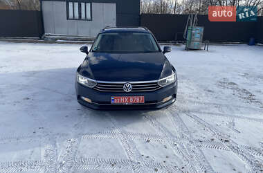 Универсал Volkswagen Passat 2015 в Нововолынске