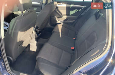 Универсал Volkswagen Passat 2015 в Нововолынске