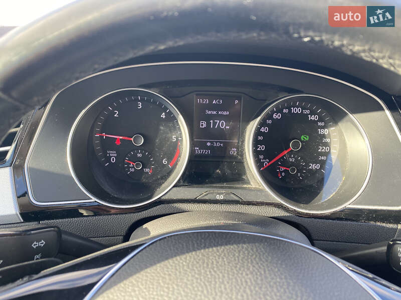 Универсал Volkswagen Passat 2015 в Нововолынске