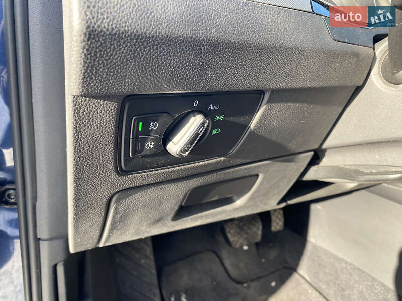 Универсал Volkswagen Passat 2015 в Нововолынске