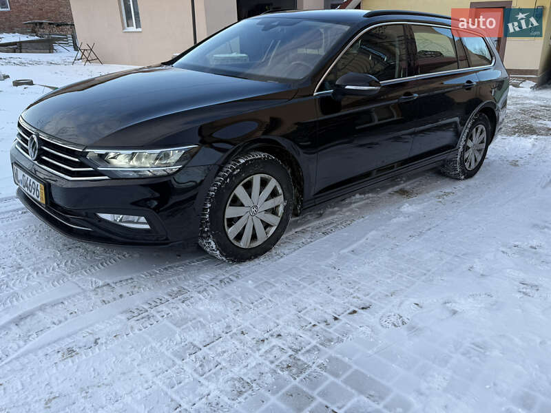 Універсал Volkswagen Passat 2019 в Калуші