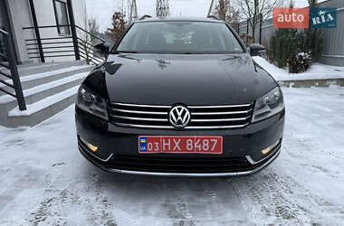 Универсал Volkswagen Passat 2012 в Киеве