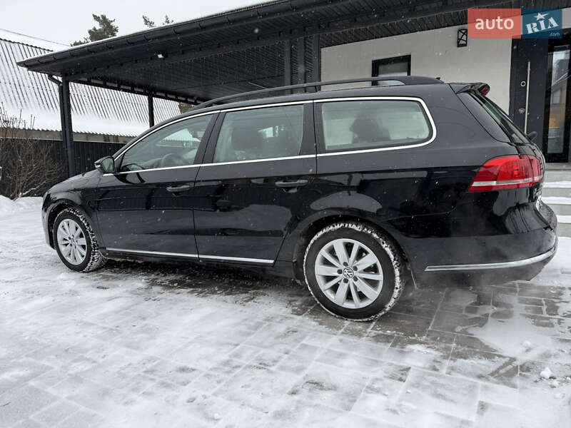 Универсал Volkswagen Passat 2012 в Киеве