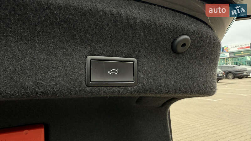 Седан Volkswagen Passat 2017 в Києві