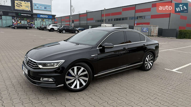 Седан Volkswagen Passat 2017 в Києві