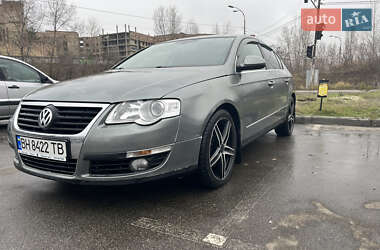 Седан Volkswagen Passat 2006 в Киеве