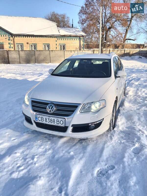 Універсал Volkswagen Passat 2010 в Чернігові