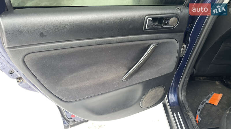 Універсал Volkswagen Passat 2002 в Вінниці
