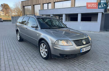 Універсал Volkswagen Passat 2003 в Рівному