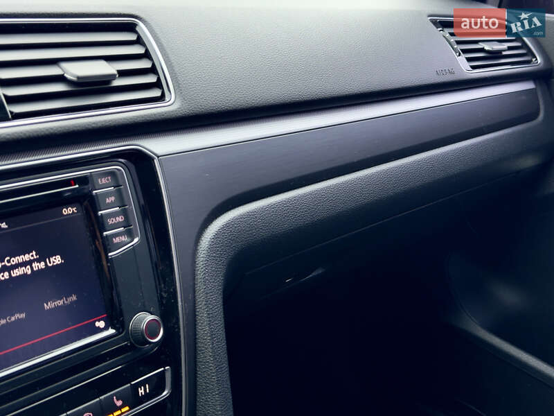 Седан Volkswagen Passat 2017 в Вінниці