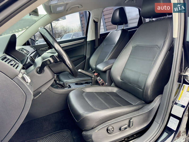 Седан Volkswagen Passat 2017 в Вінниці