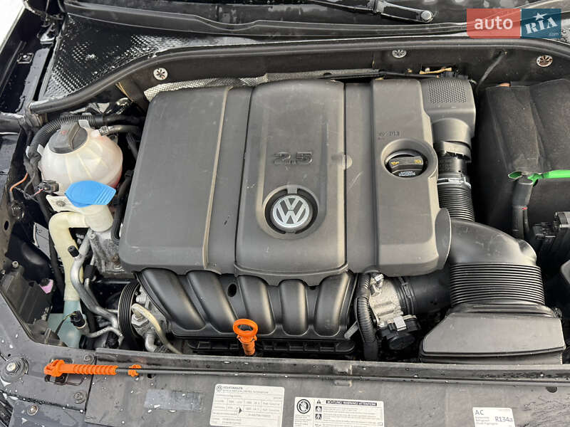 Седан Volkswagen Passat 2013 в Черкасах фото 3 Седан Volkswagen Passat 2013 в Черкасах