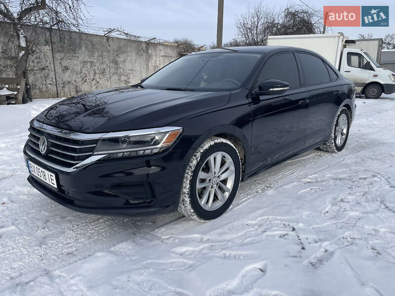 Седан Volkswagen Passat 2020 в Хмельницком