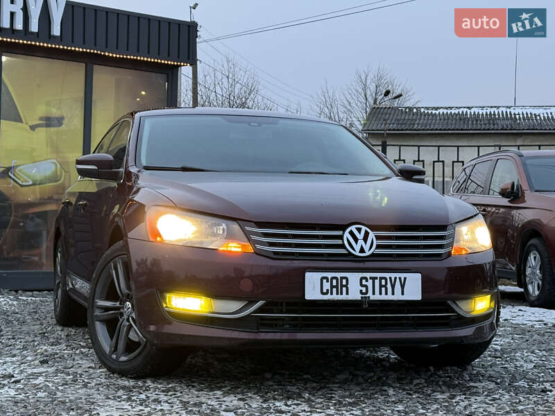 Седан Volkswagen Passat 2014 в Стрые