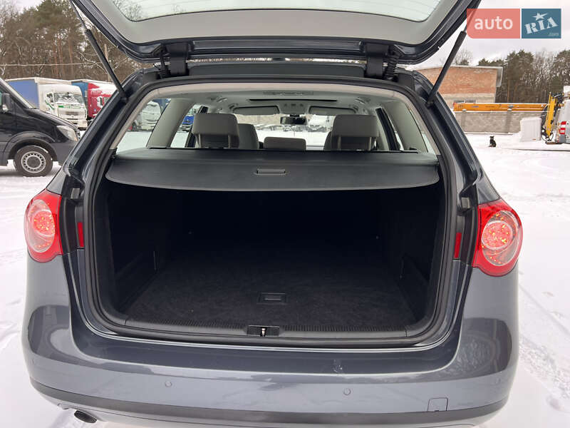 Универсал Volkswagen Passat 2009 в Луцке