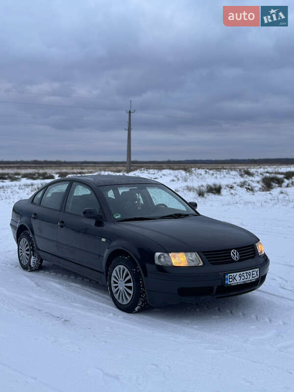 Седан Volkswagen Passat 1998 в Зарічному фото 8 Седан Volkswagen Passat 1998 в Зарічному