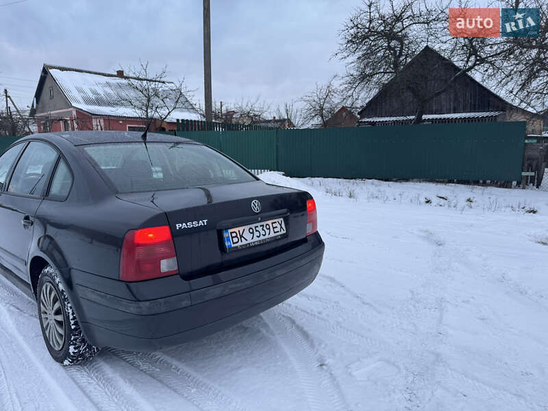 Седан Volkswagen Passat 1998 в Зарічному фото 12 Седан Volkswagen Passat 1998 в Зарічному