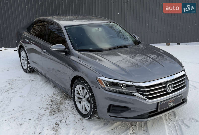 Седан Volkswagen Passat 2020 в Ивано-Франковске