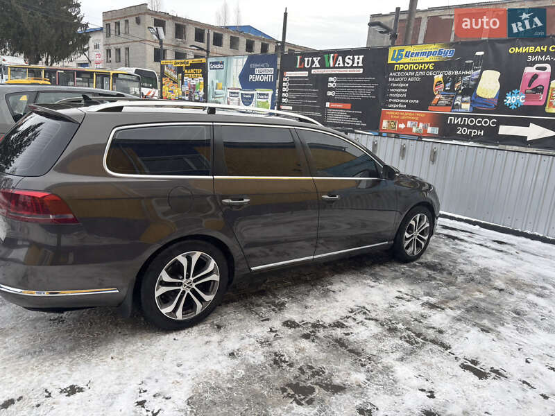 Универсал Volkswagen Passat 2011 в Житомире фото 20 Универсал Volkswagen Passat 2011 в Житомире