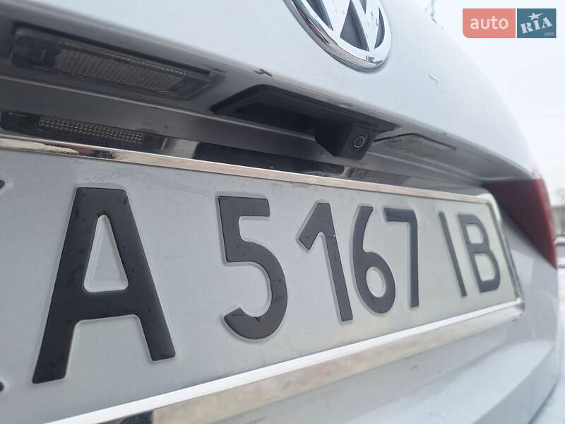 Седан Volkswagen Passat 2013 в Києві фото 18 Седан Volkswagen Passat 2013 в Києві