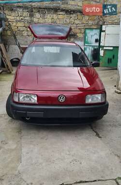 Универсал Volkswagen Passat 1992 в Одессе