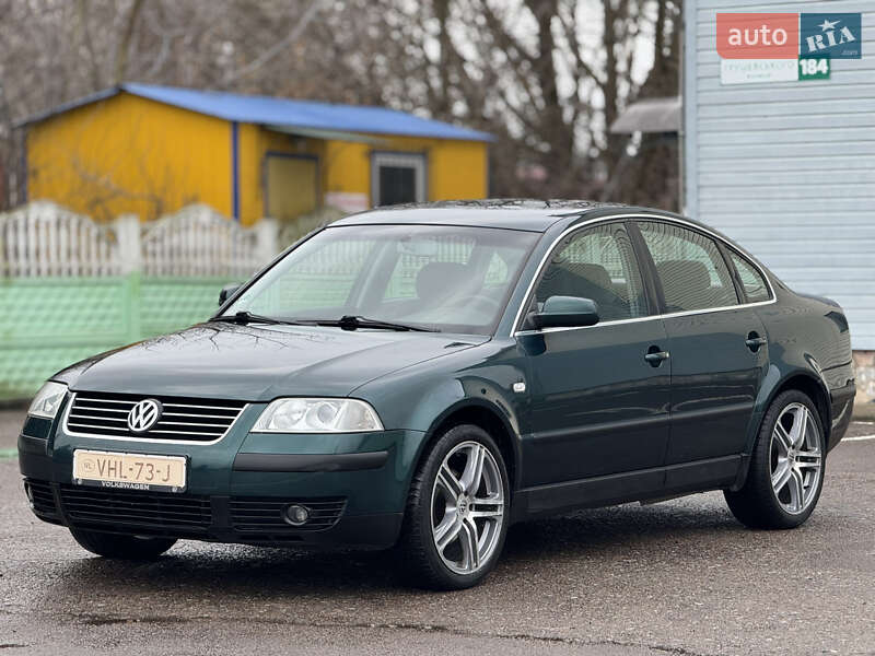 Седан Volkswagen Passat 2001 в Дубно
