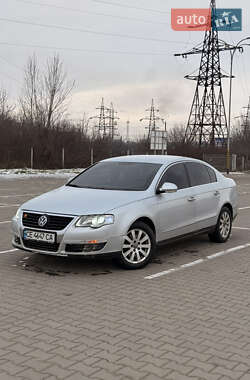 Седан Volkswagen Passat 2005 в Чернівцях