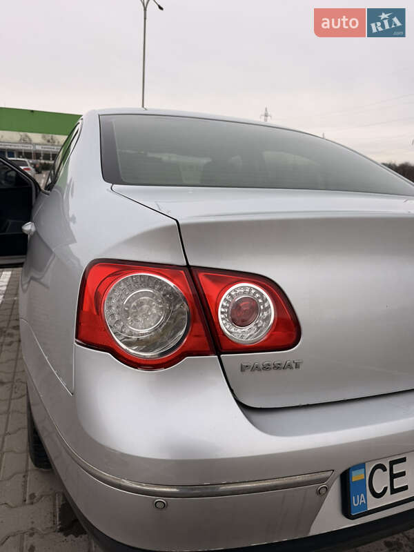Седан Volkswagen Passat 2005 в Черновцах