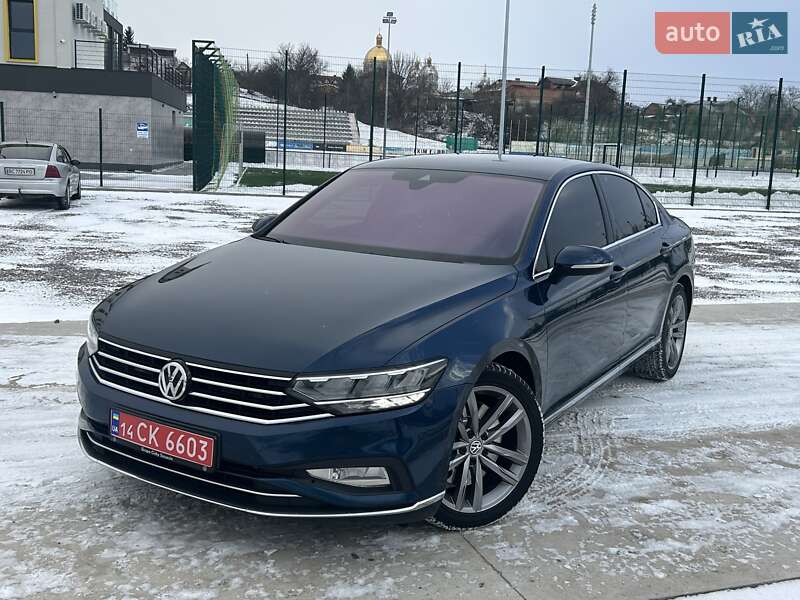 Седан Volkswagen Passat 2020 в Львові