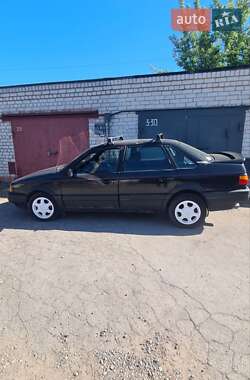Седан Volkswagen Passat 1993 в Запорожье