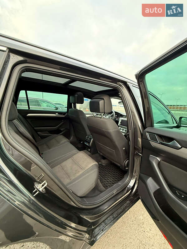 Универсал Volkswagen Passat 2019 в Николаеве фото 28 Универсал Volkswagen Passat 2019 в Николаеве