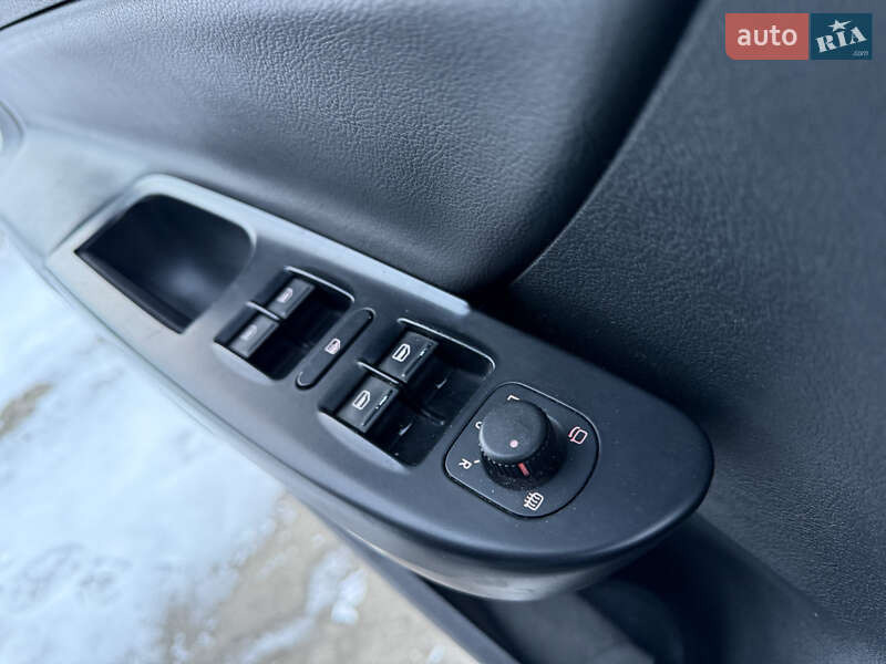 Универсал Volkswagen Passat 2008 в Вишневце