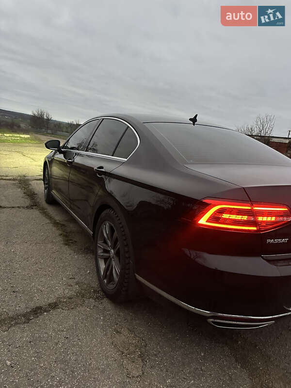 Седан Volkswagen Passat 2016 в Одесі фото 3 Седан Volkswagen Passat 2016 в Одесі