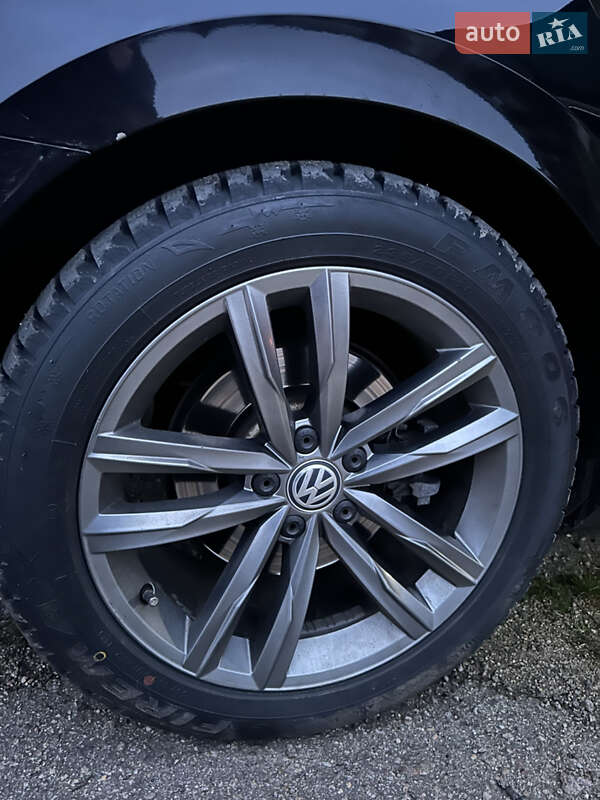 Седан Volkswagen Passat 2016 в Одесі фото 12 Седан Volkswagen Passat 2016 в Одесі