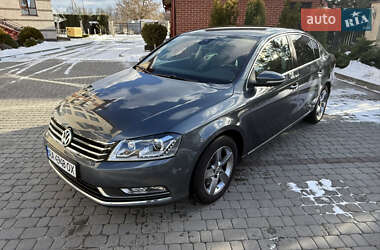 Седан Volkswagen Passat 2012 в Шептицькому