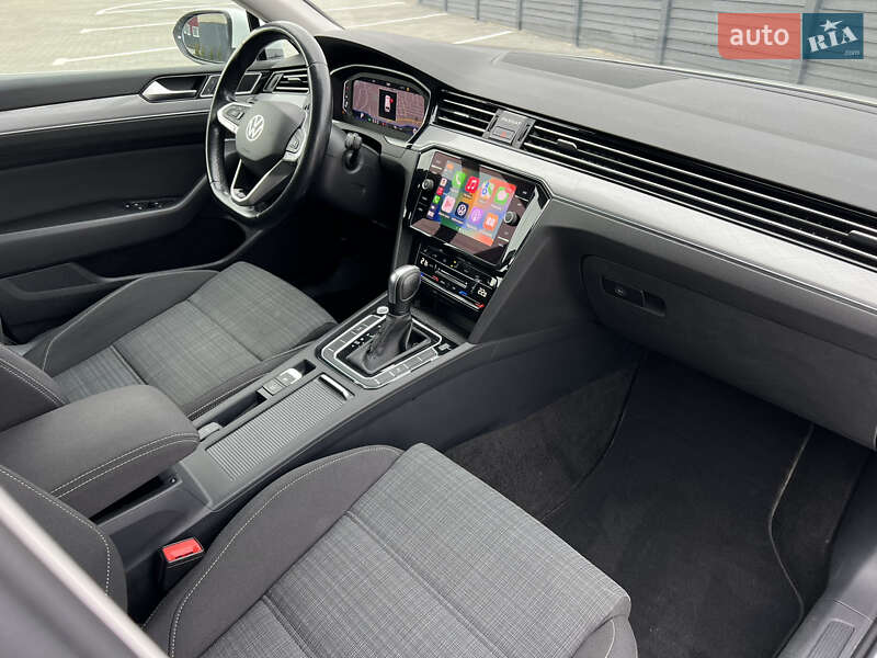 Универсал Volkswagen Passat 2021 в Дубно