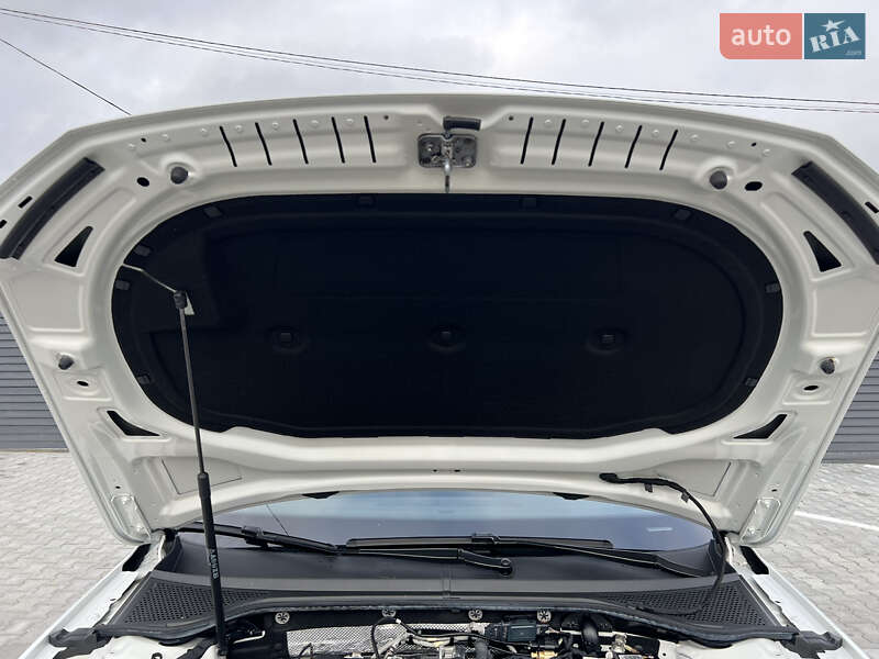 Универсал Volkswagen Passat 2021 в Дубно