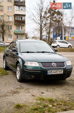 Седан Volkswagen Passat 2001 в Вінниці