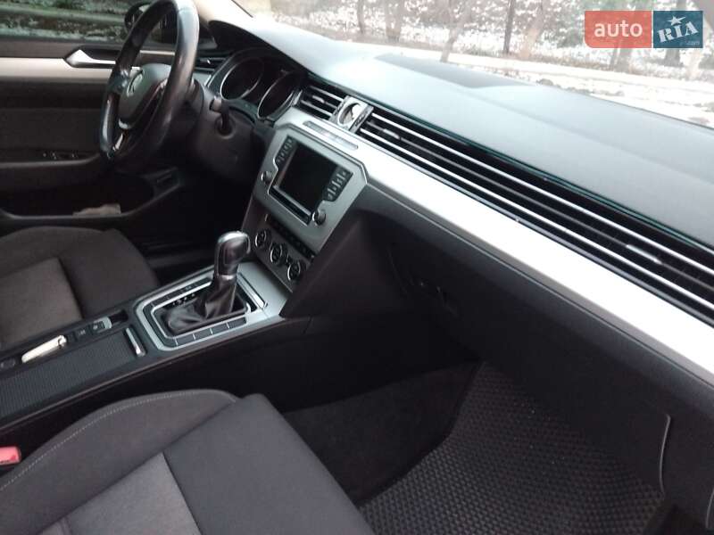 Універсал Volkswagen Passat 2016 в Дрогобичі фото 16 Універсал Volkswagen Passat 2016 в Дрогобичі