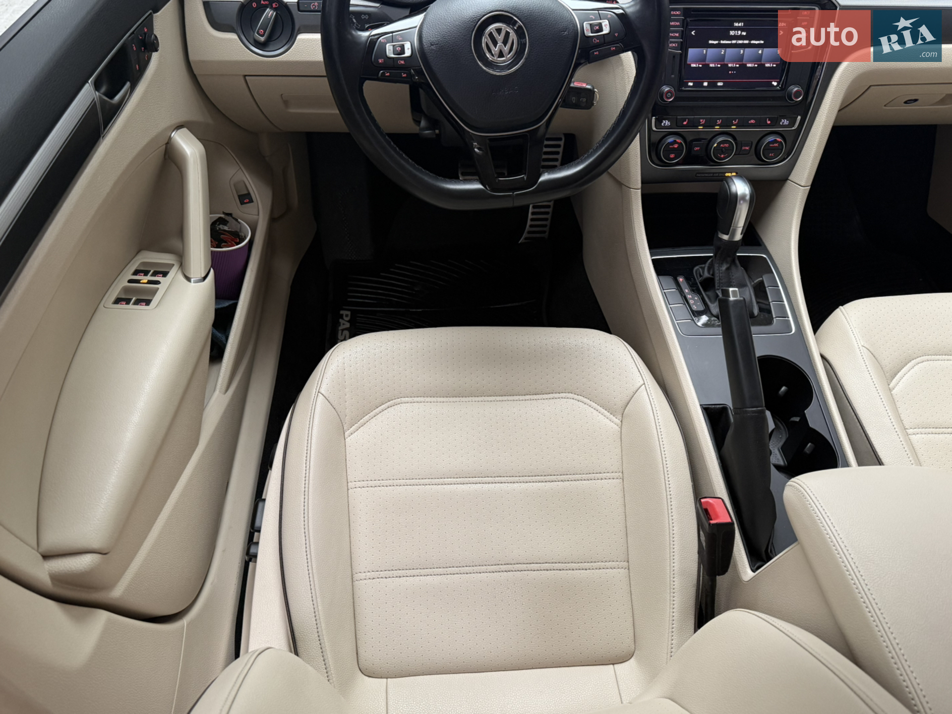 2018 Volkswagen Passat - мініатюра 18